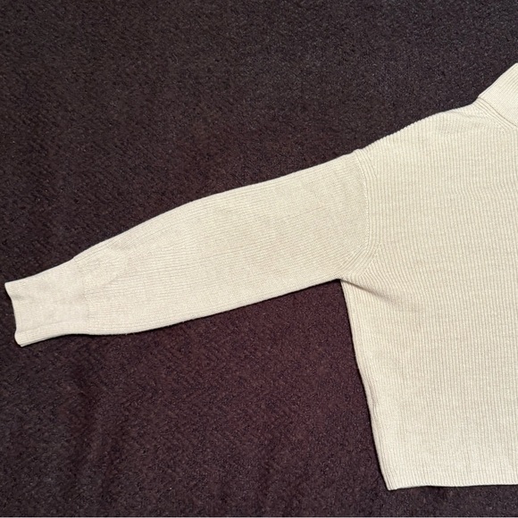 Lululemon Merino Wool Blend Crewneck Sweater - Picture 5 of 9